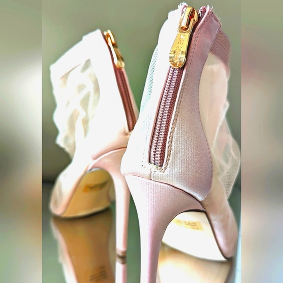 🩷Pink Bootie Stilettos NWOT🩷 - Picture 7 of 8